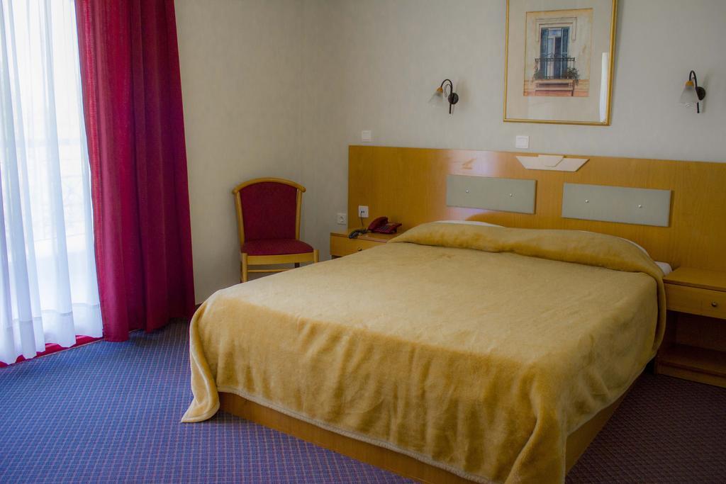 Filia Hotel Комотини Номер фото