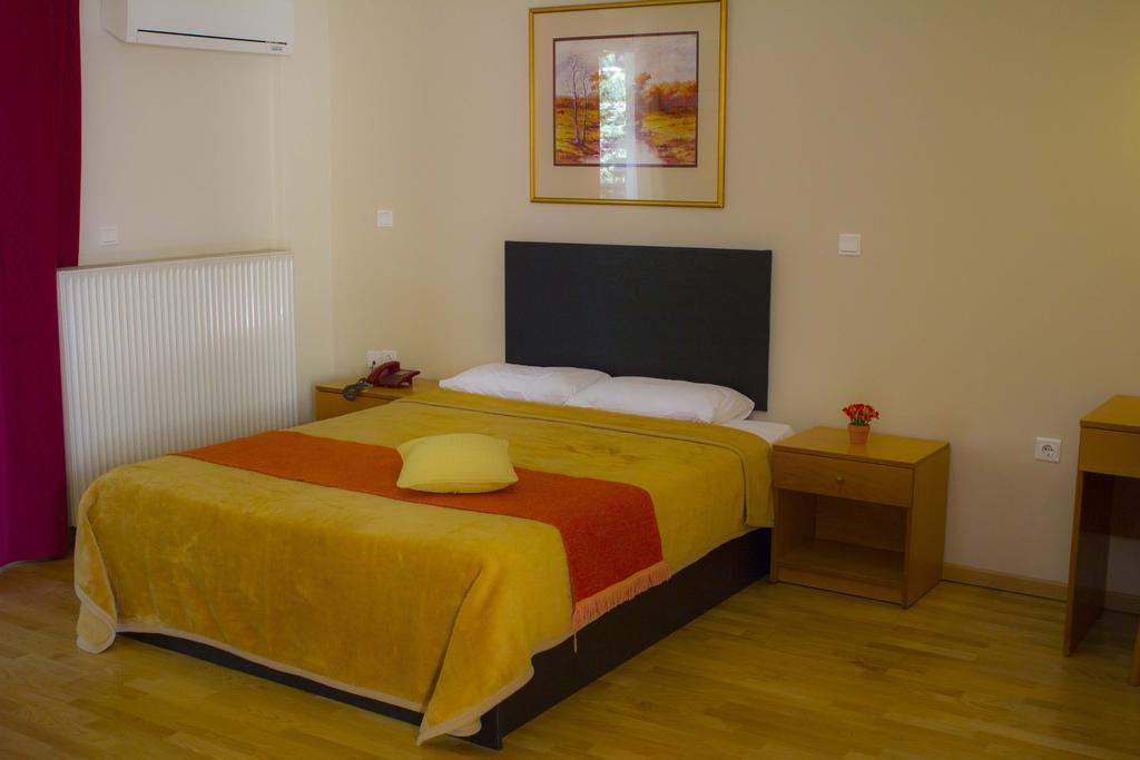 Filia Hotel Комотини Номер фото