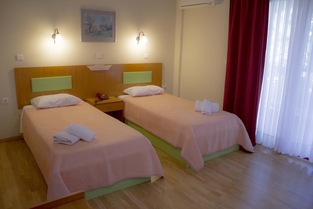 Filia Hotel Комотини Номер фото